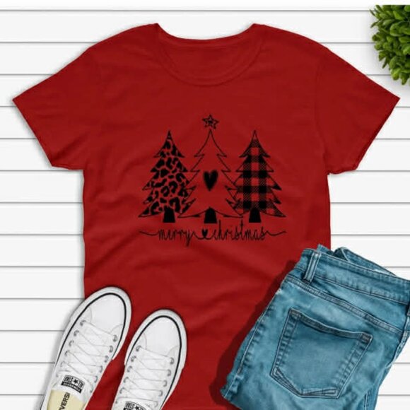 Merry Christmas T Shirt - Picture 1 of 1